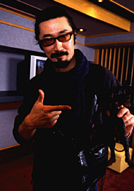 大塚明夫